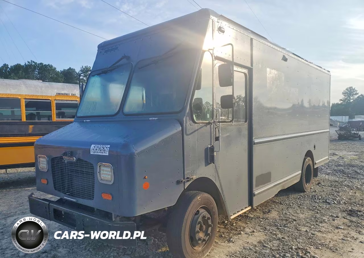 2020 Freightliner Mt45 Chassis Delivery Truck