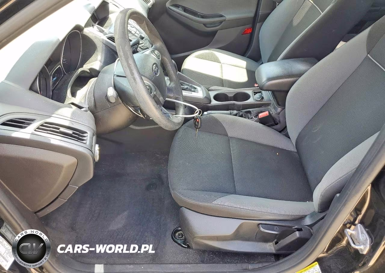 2014 Ford Focus Se VIN:1FADP3F23EL261111 - 7