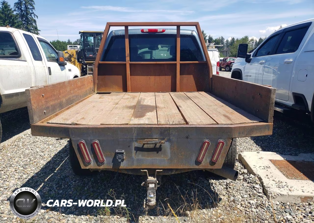 2007 Chevrolet Silverado K2500 Heavy Duty VIN:1GCHK23617F533586 - 6