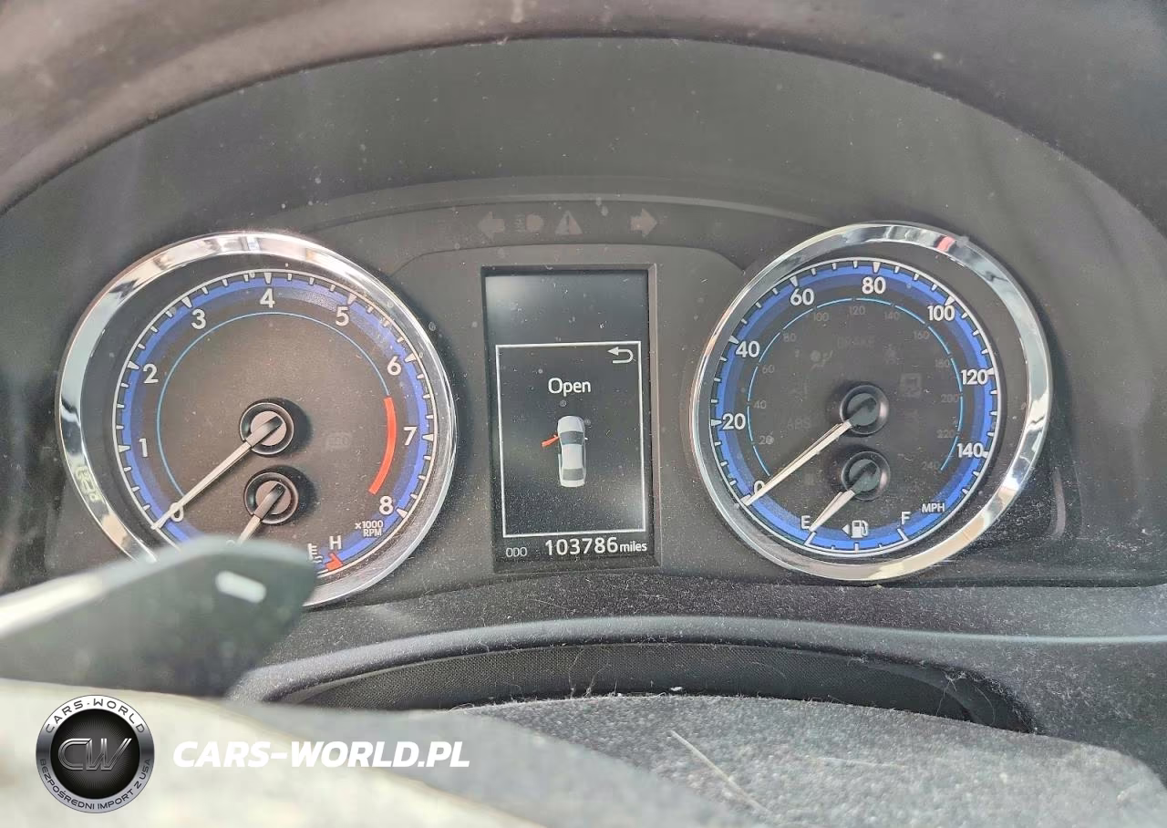 2018 Toyota Corolla Se VIN:5YFBURHE5JP816565 - 9