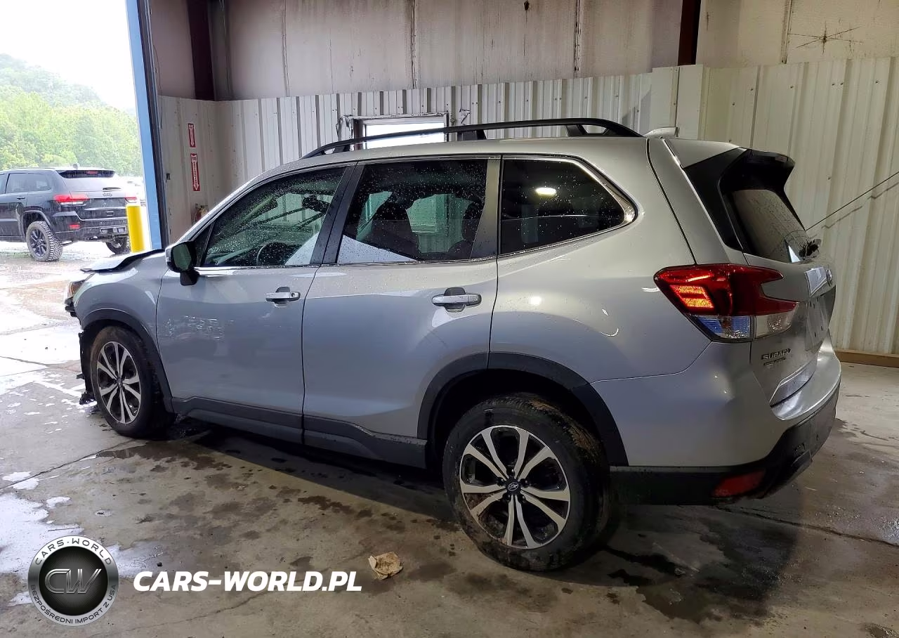 2023 Subaru Forester Limited VIN:JF2SKAPC8PH456933 - 2