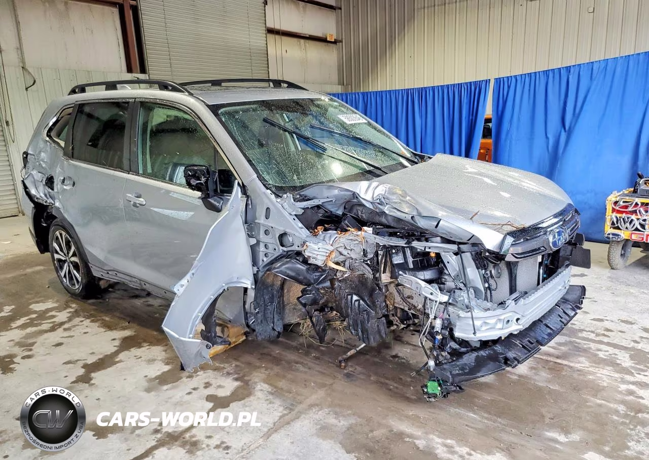 2023 Subaru Forester Limited VIN:JF2SKAPC8PH456933 - 4