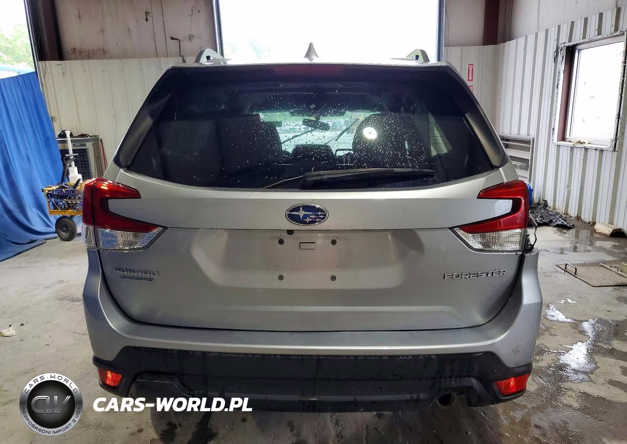 2023 Subaru Forester Limited VIN:JF2SKAPC8PH456933 - 6