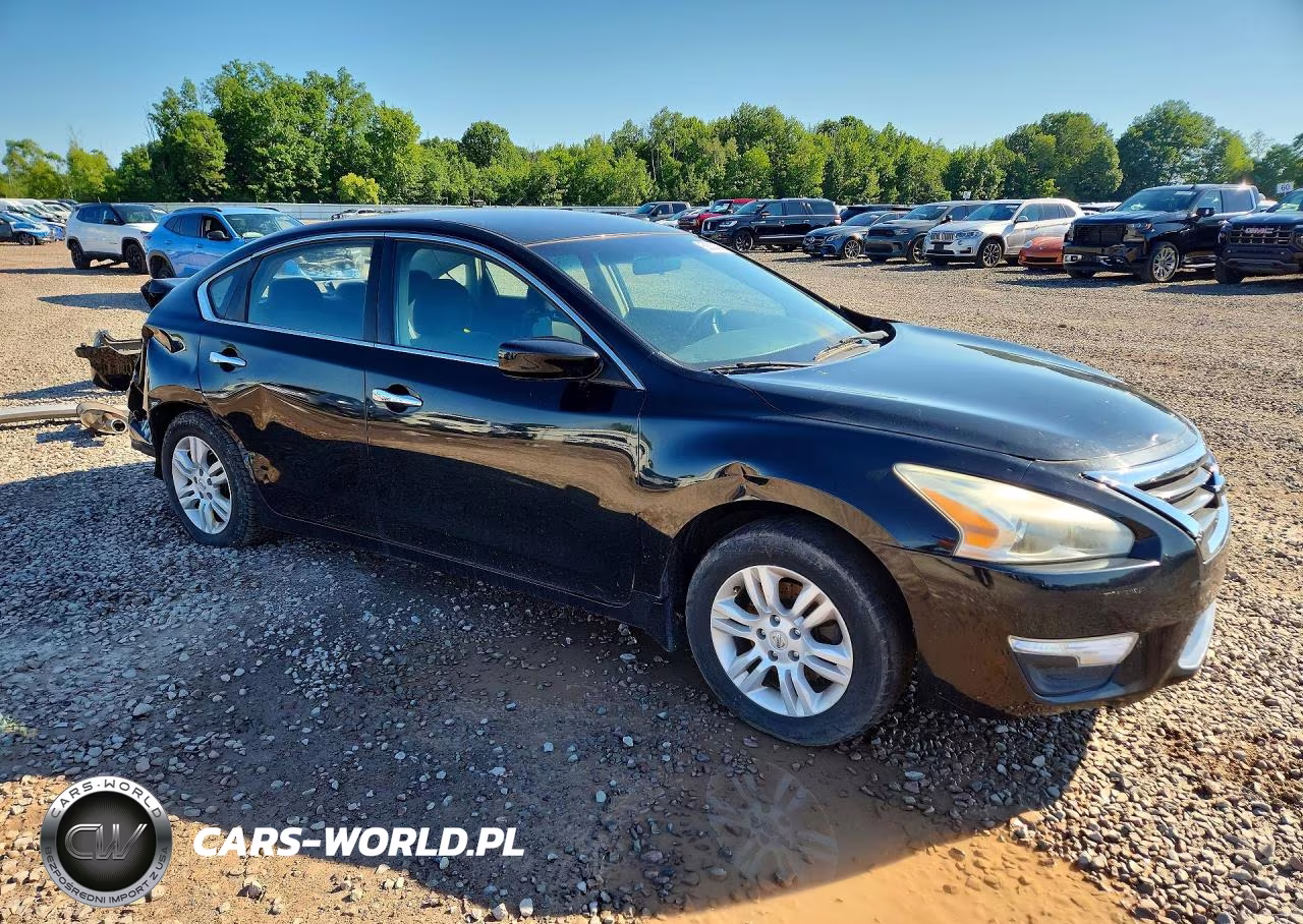 2013 Nissan Altima 2.5 VIN:1N4AL3AP4DC124114 - 4