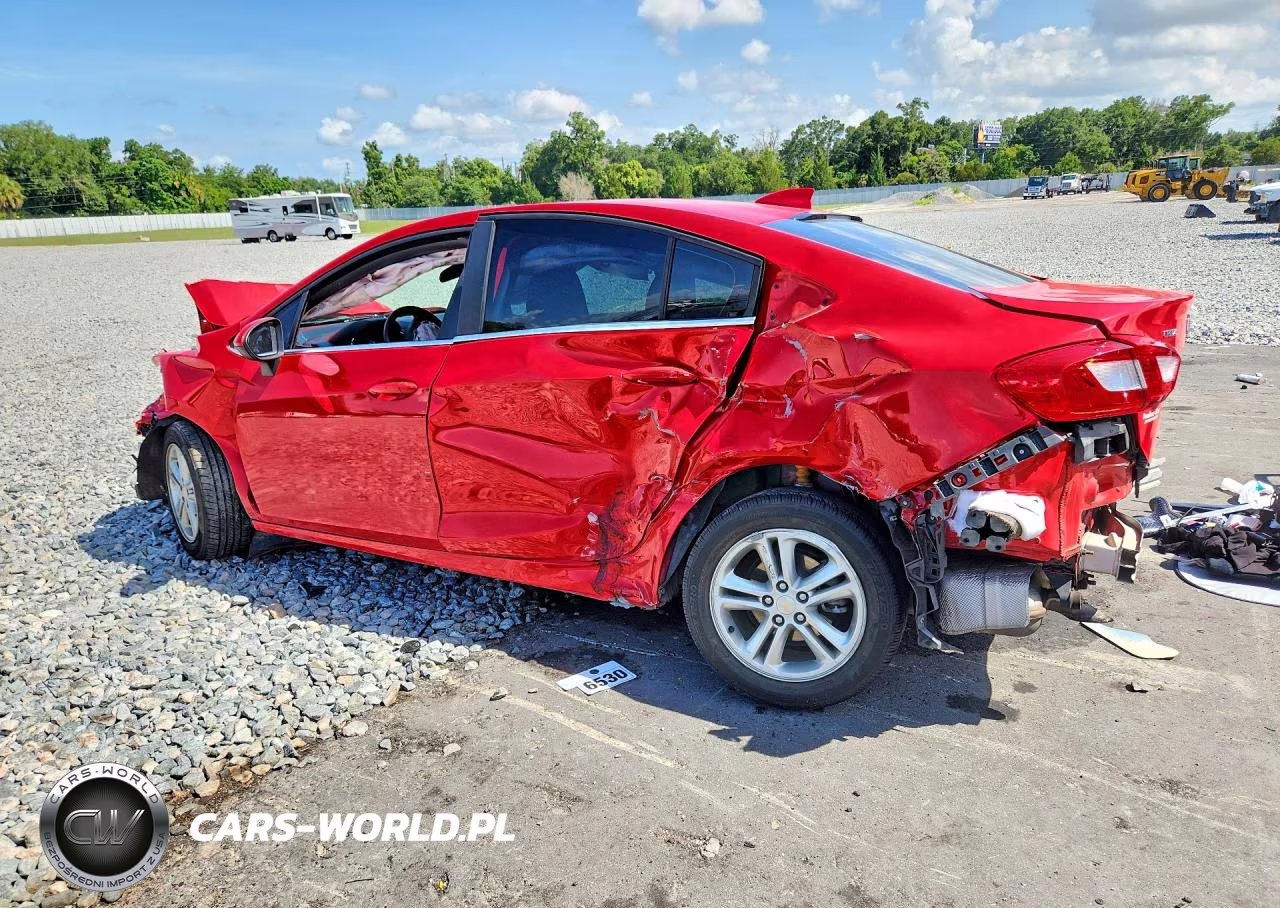 2018 Chevrolet Cruze Lt VIN:1G1BE5SM3J7118262 - 2
