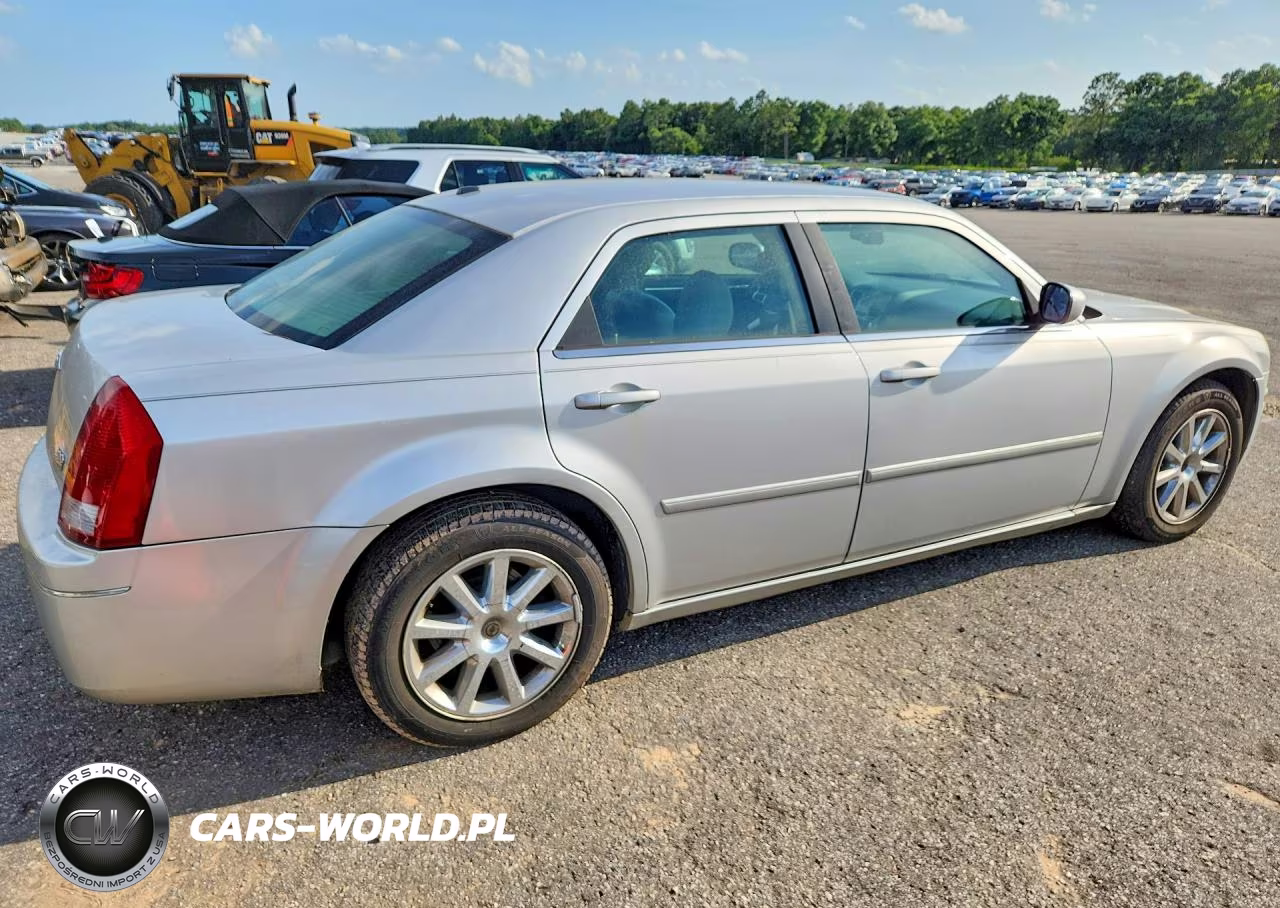 2007 Chrysler 300 Touring VIN:2C3KA53G67H682193 - 3