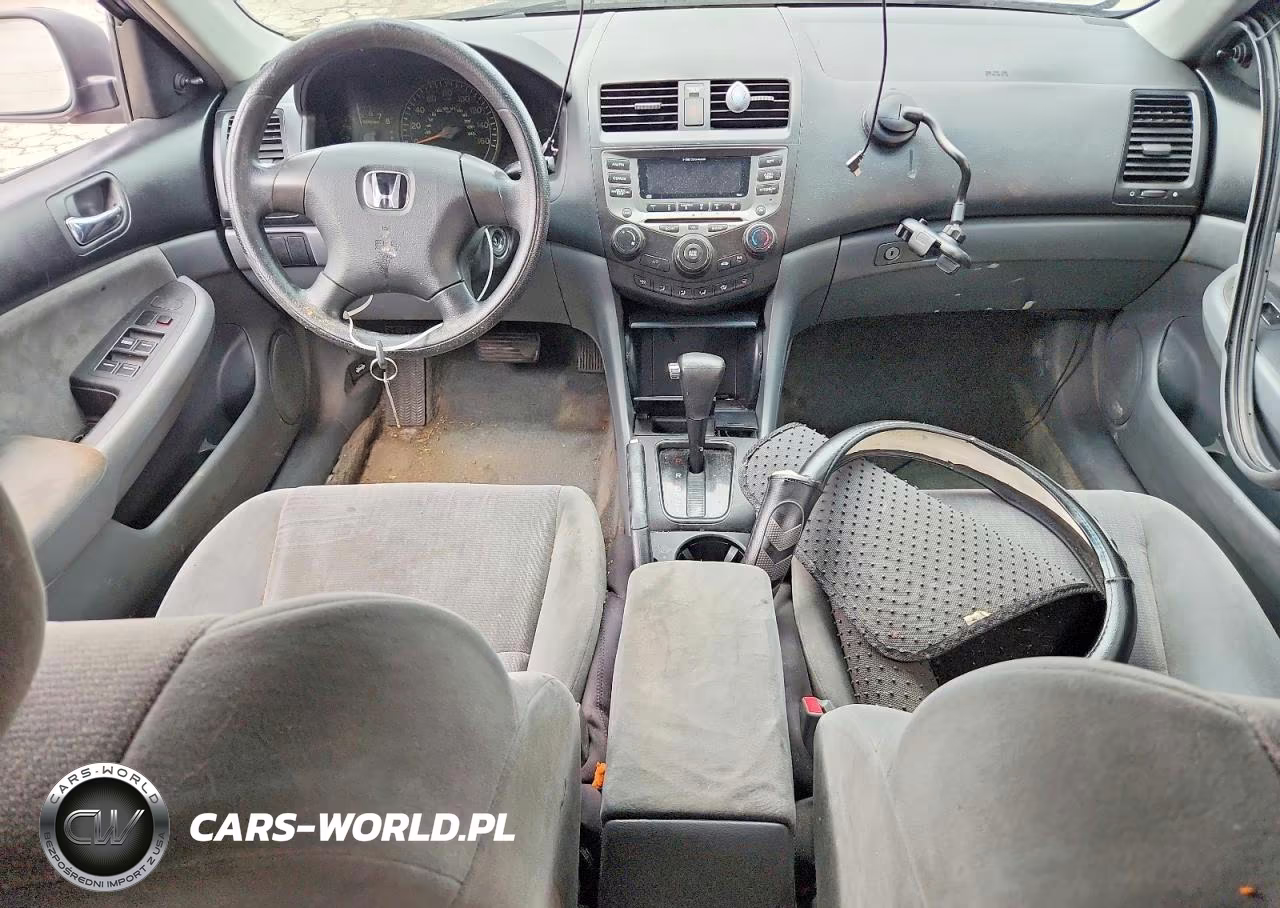 2005 Honda Accord Dx VIN:1HGCM56155A113976 - 8