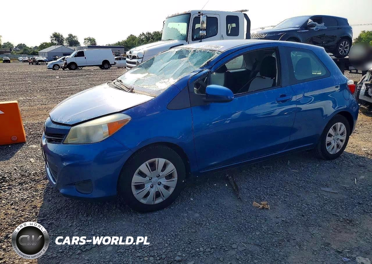 2012 Toyota Yaris 3-Door Le