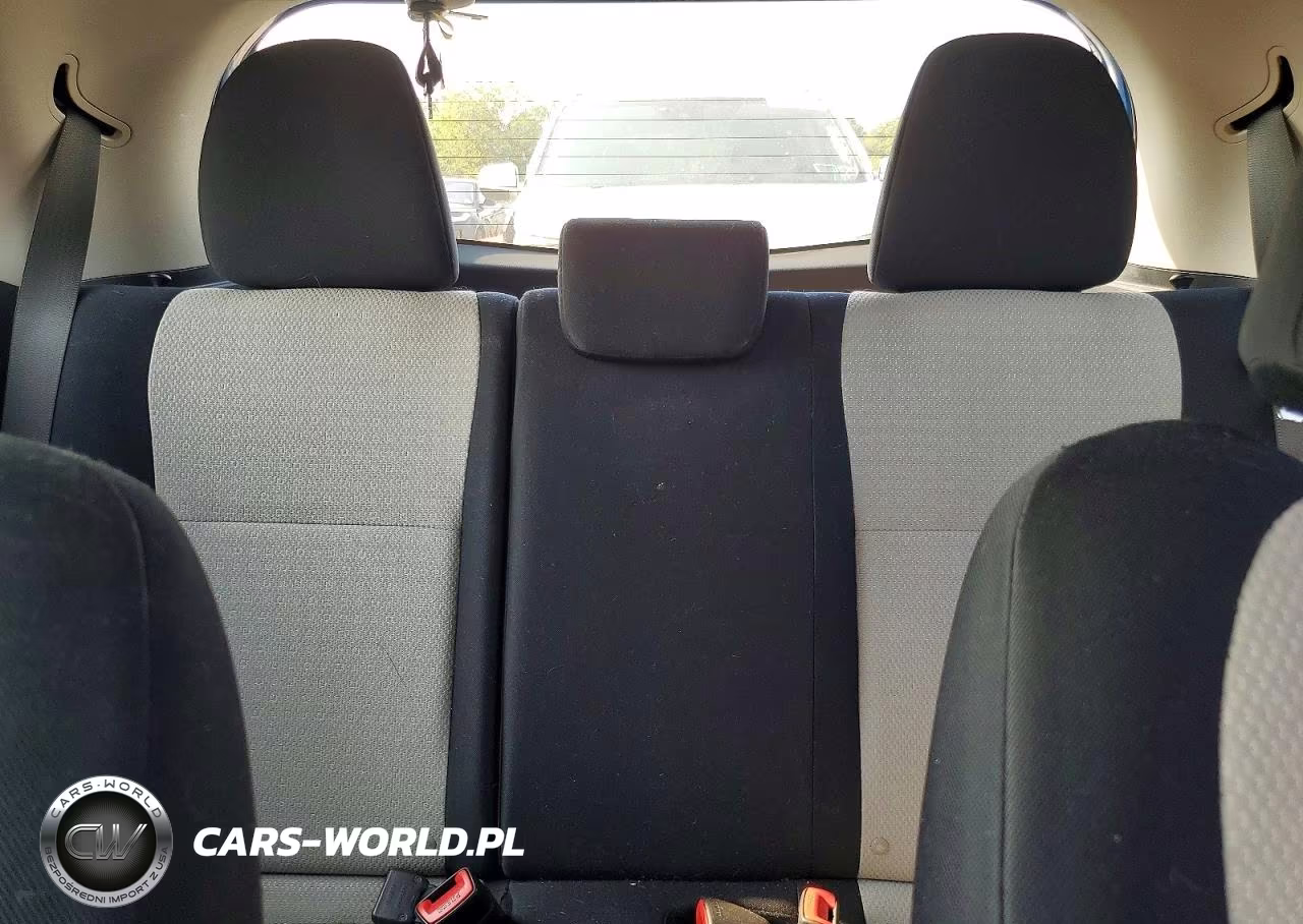 2012 Toyota Yaris 3-Door Le VIN:JTDJTUD31CD509311 - 10