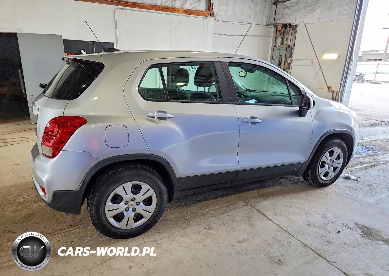 2017 Chevrolet Trax Ls VIN:3GNCJKSB6HL218941 - 3