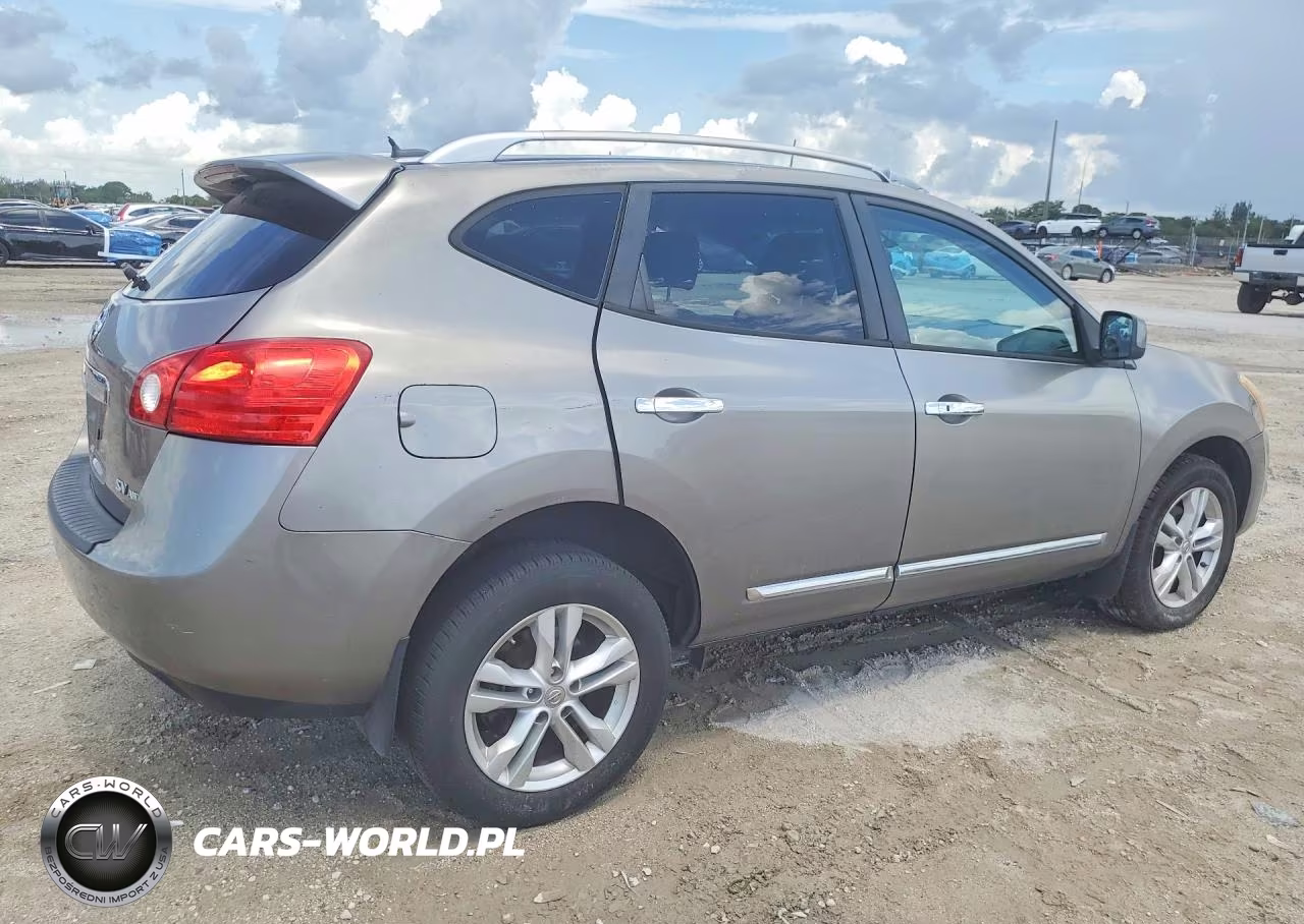 2013 Nissan Rogue S VIN:JN8AS5MV8DW125837 - 3