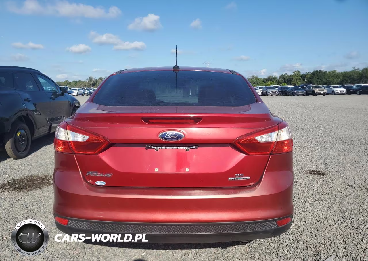 2019 Triumph Car Uk VIN:1FADP3F2XDL187426 - 6