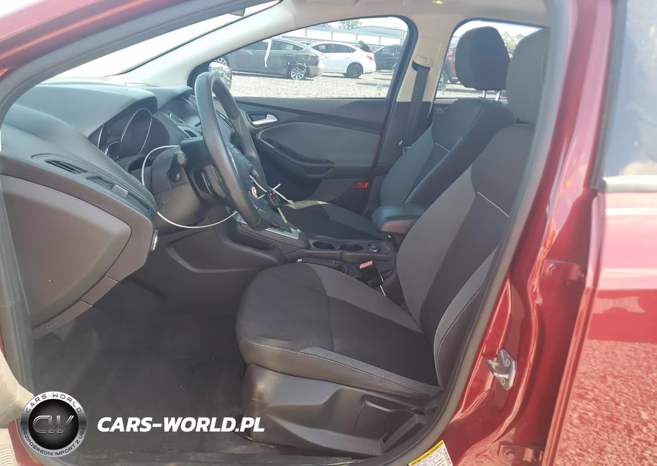 2019 Triumph Car Uk VIN:1FADP3F2XDL187426 - 7