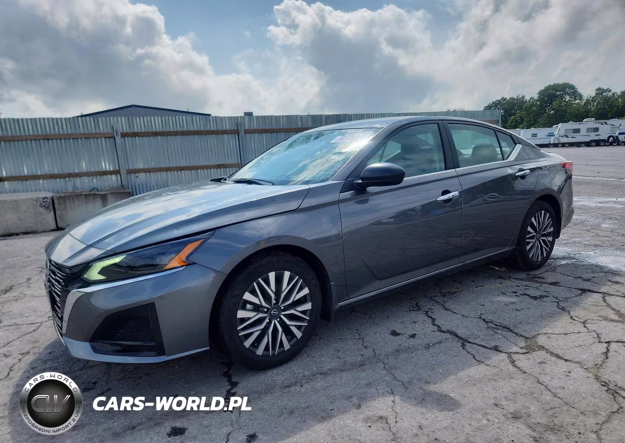 2025 Nissan Altima Sv – zdjęcie 1 z 12