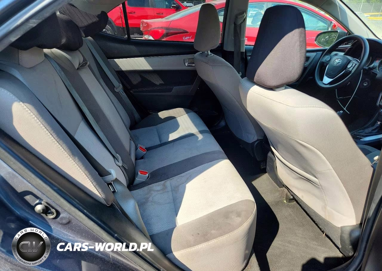 2019 Toyota Corolla Le VIN:2T1BURHE0KC143623 - 10