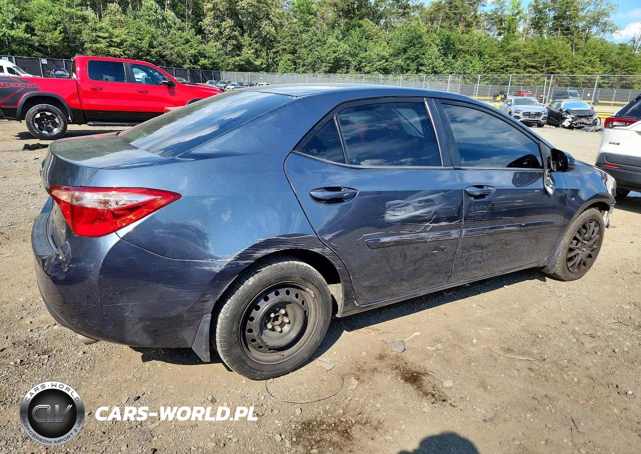 2019 Toyota Corolla Le VIN:2T1BURHE0KC143623 - 3