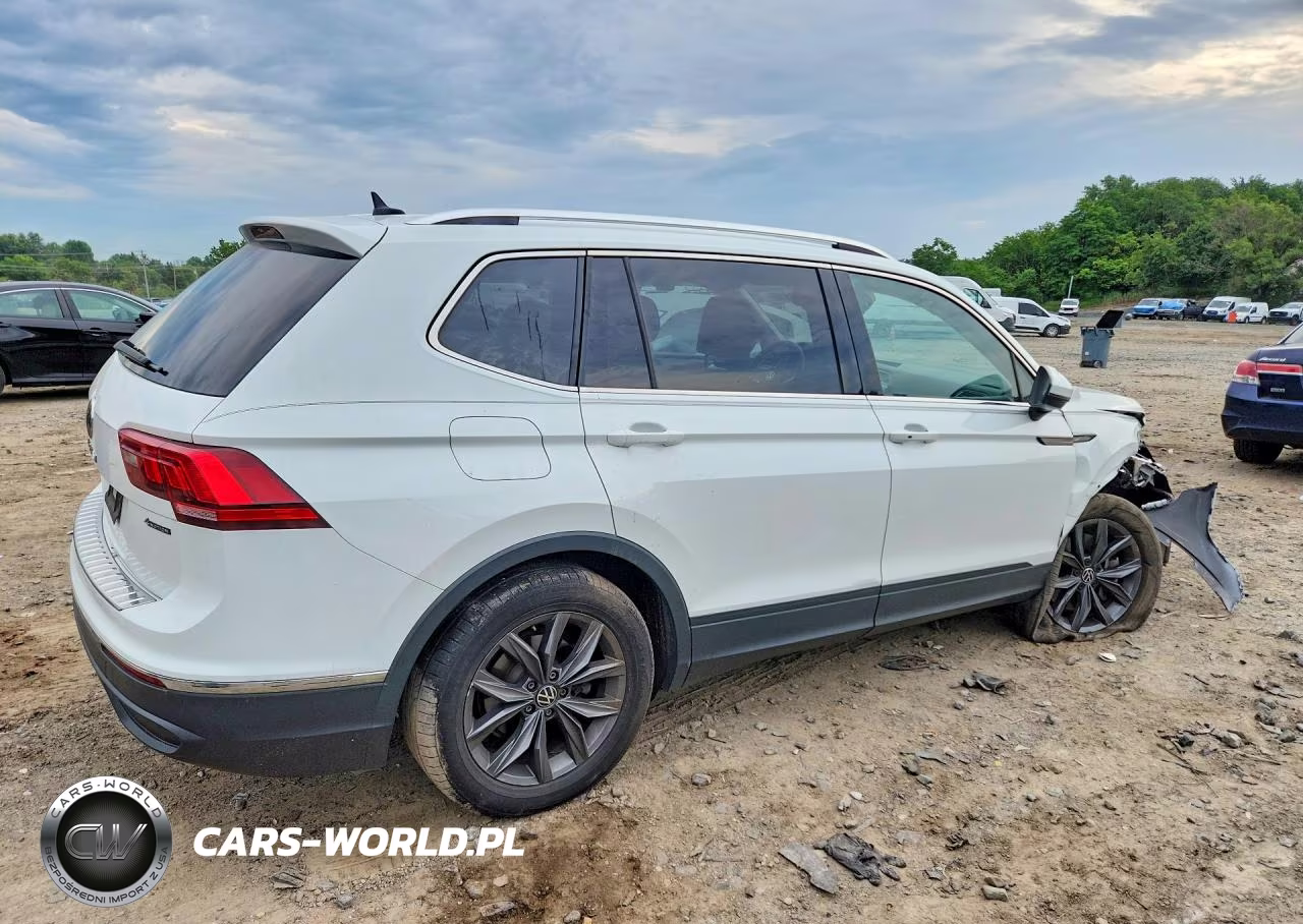 2022 Volkswagen Tiguan Se VIN:3VV2B7AX3NM129752 - 3