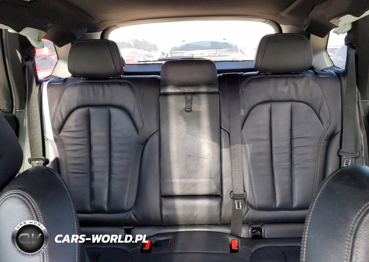 2019 BMW X5 xDrive40I VIN:5UXCR6C58KLL00723 - 10