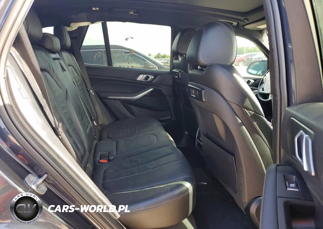 2019 BMW X5 xDrive40I VIN:5UXCR6C58KLL00723 - 11