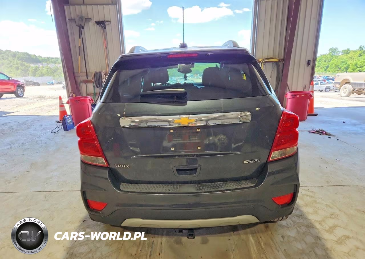 2018 Chevrolet Trax Premier VIN:3GNCJMSB9JL213458 - 6