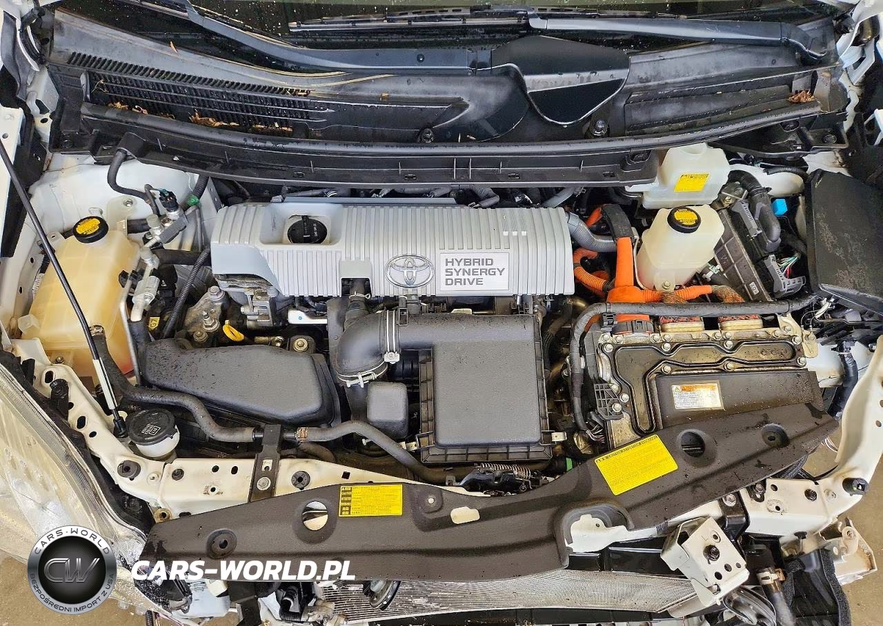 2014 Toyota Prius Two VIN:JTDKN3DU9E1751012 - 11