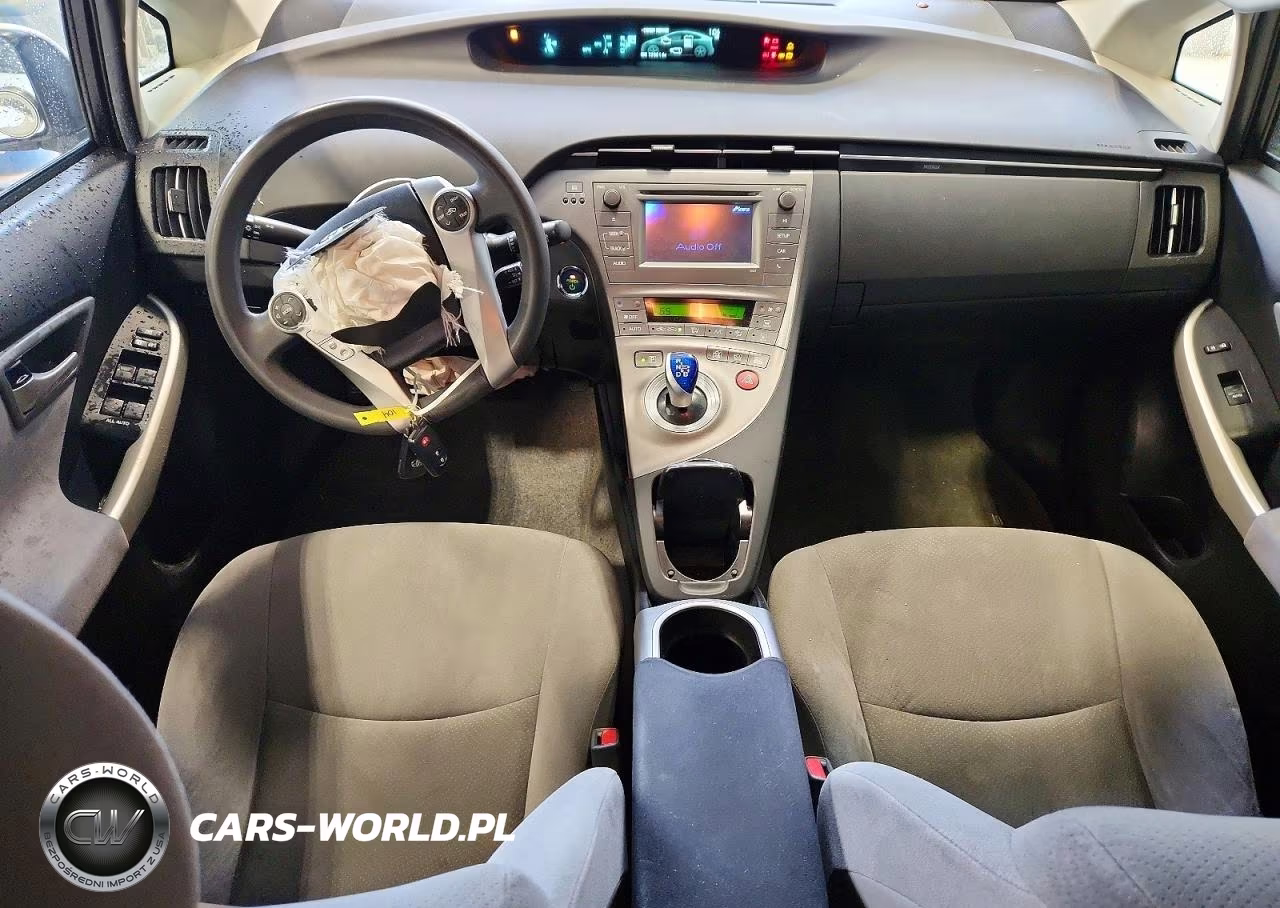 2014 Toyota Prius Two VIN:JTDKN3DU9E1751012 - 8