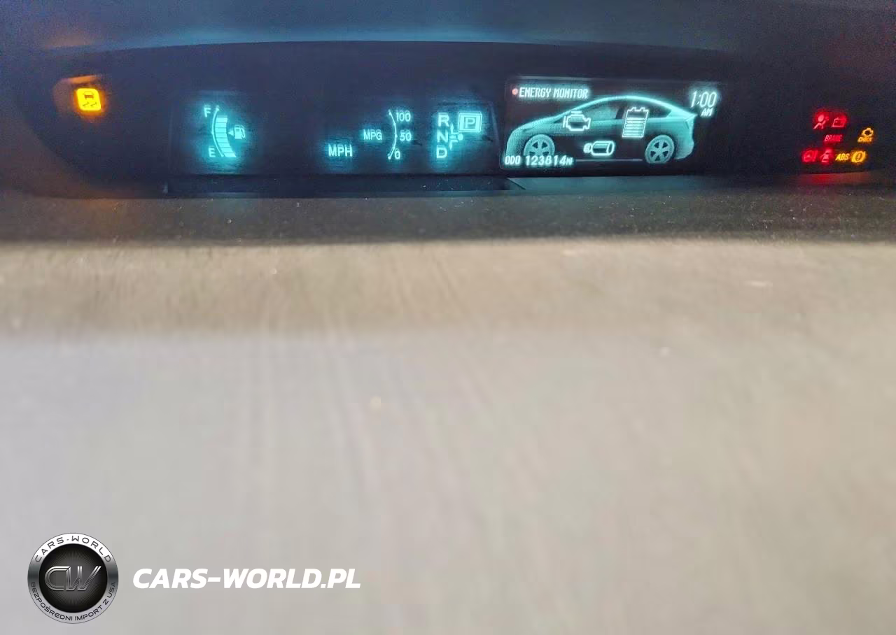 2014 Toyota Prius Two VIN:JTDKN3DU9E1751012 - 9