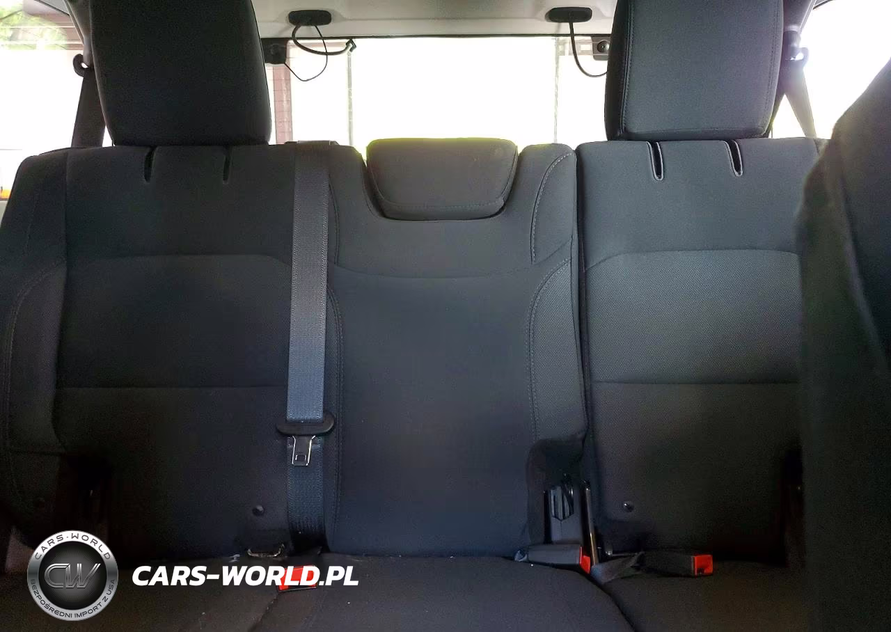 2018 Jeep Wrangler Unlimited Sport VIN:1C4HJXDN5JW332514 - 10