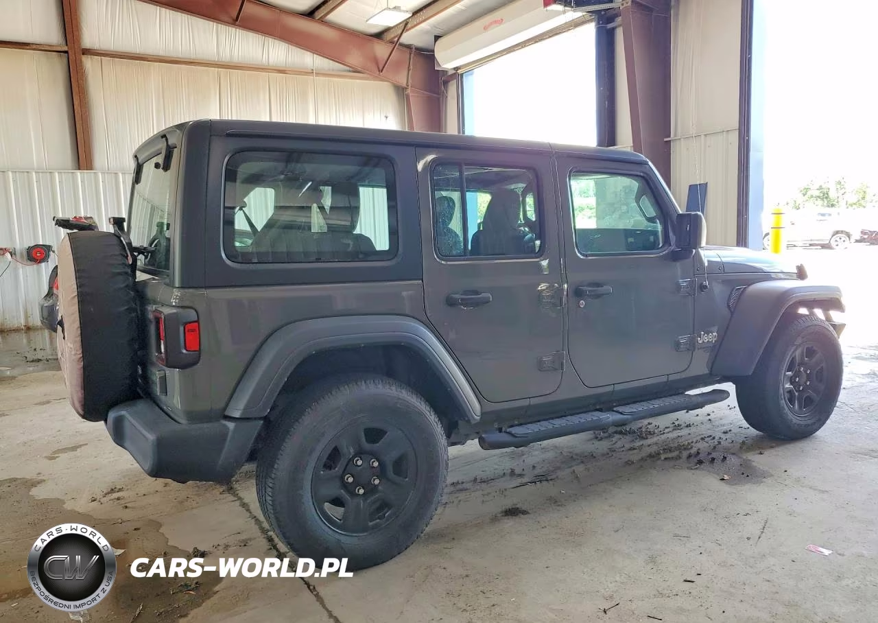 2018 Jeep Wrangler Unlimited Sport VIN:1C4HJXDN5JW332514 - 3