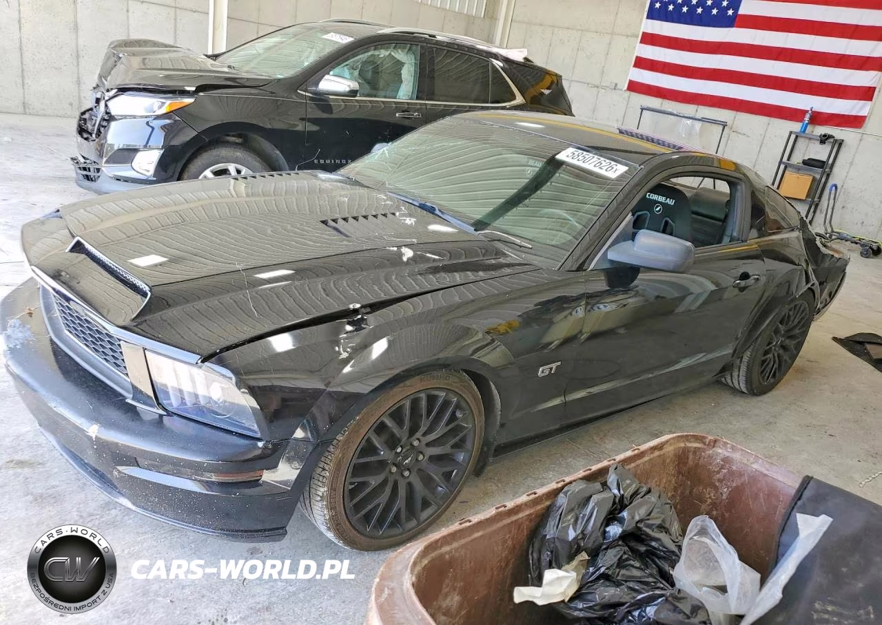 2005 Ford Mustang Gt – zdjęcie 1 z 12