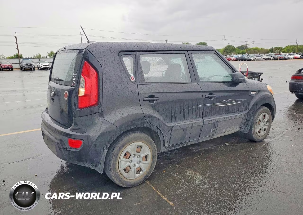 2013 Kia Soul Base VIN:KNDJT2A53D7526606 - 3