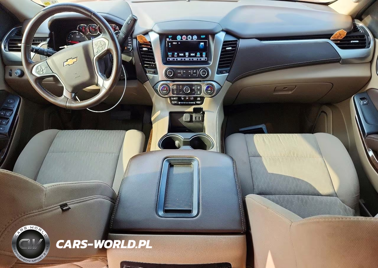 2018 Chevrolet Suburban C1500 Ls VIN:1GNSCGKC7JR301692 - 8