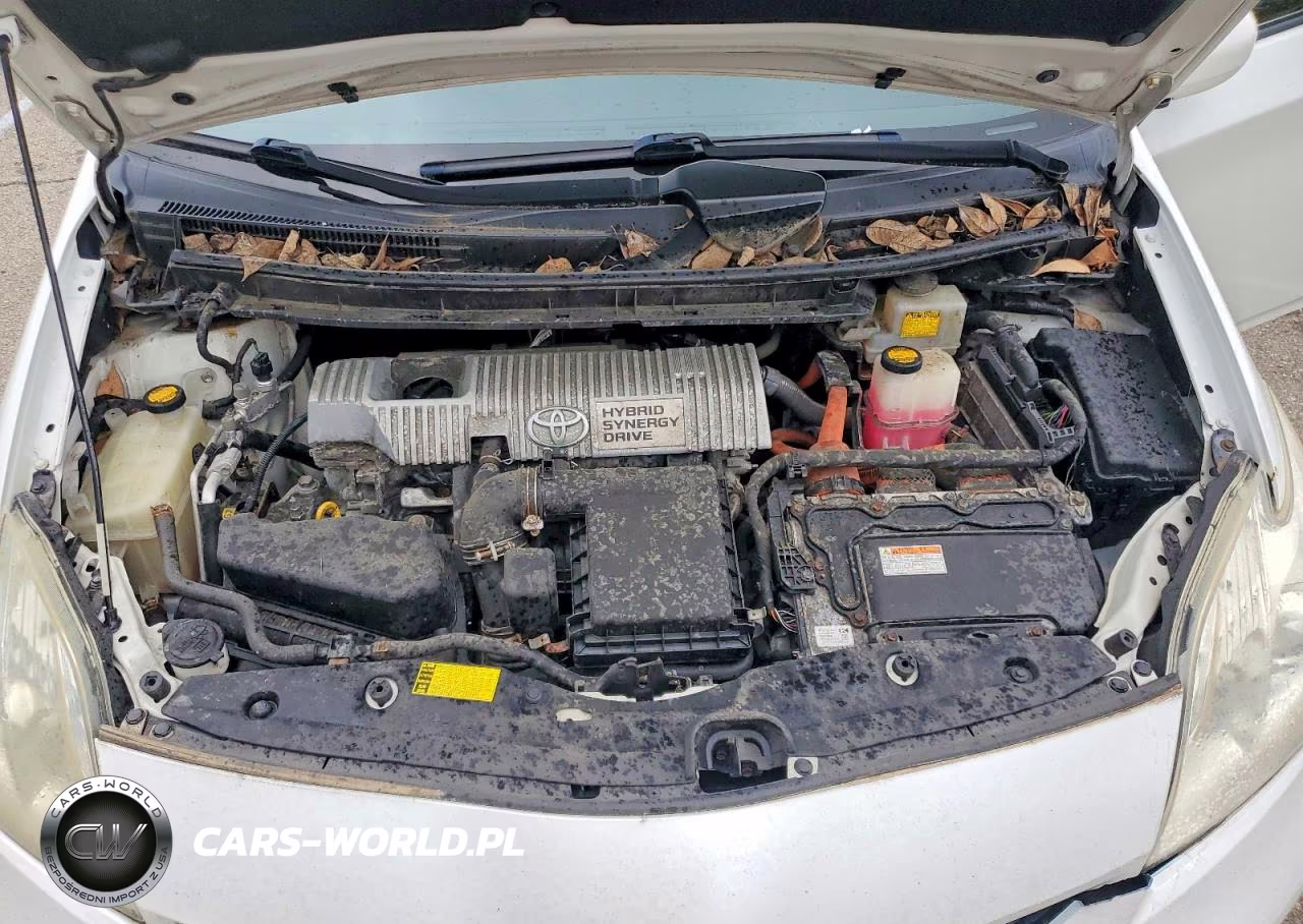 2013 Toyota Prius Two VIN:JTDKN3DU9D1641706 - 11