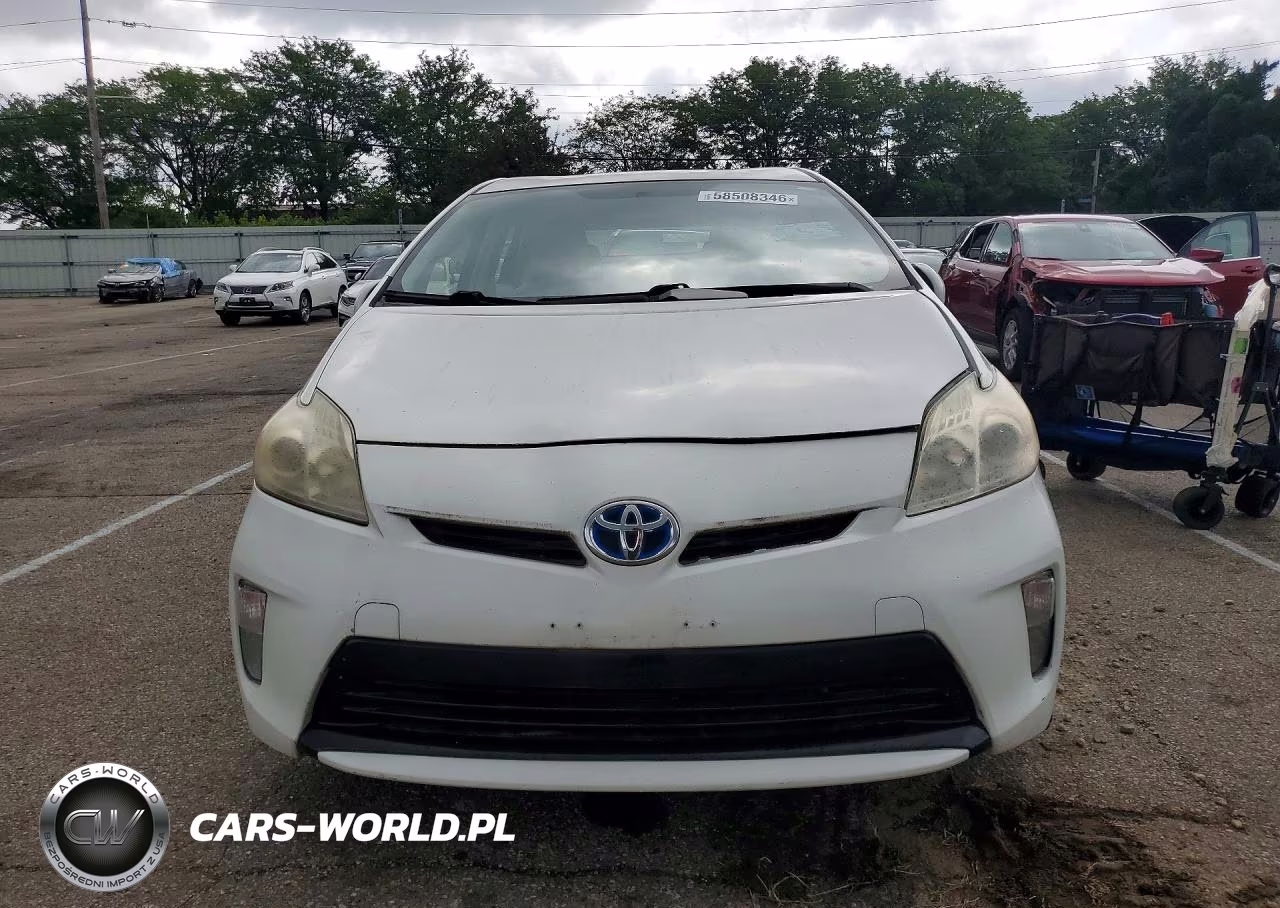 2013 Toyota Prius Two VIN:JTDKN3DU9D1641706 - 5