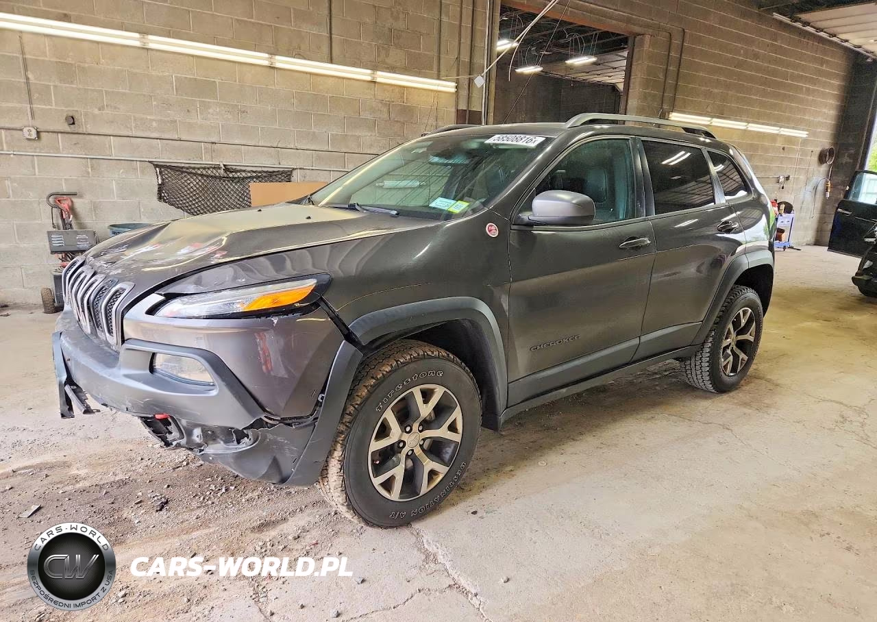 2015 Jeep Cherokee Trailhawk – zdjęcie 1 z 13