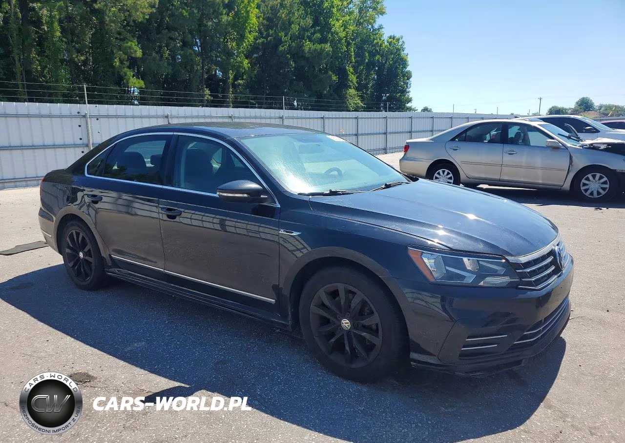 2017 Volkswagen Passat R-Line VIN:1VWDT7A36HC010551 - 4