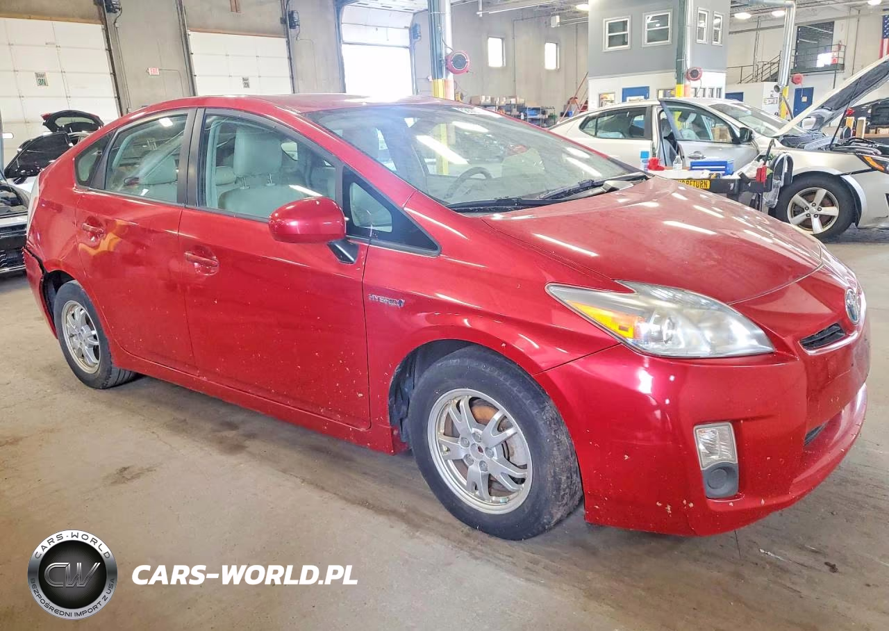 2011 Toyota Prius Two VIN:JTDKN3DUXB5310316 - 4