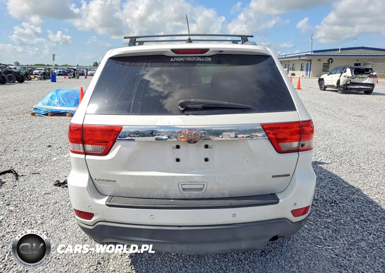 2013 Jeep Grand Cherokee VIN:1C4RJEAG0DC569724 - 6
