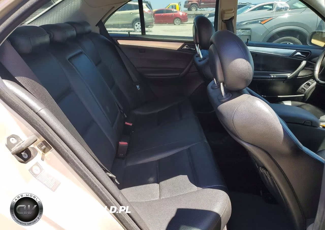 2005 Mercedes-Benz C 230K Sport Sedan VIN:WDBRF40J65F619324 - 10