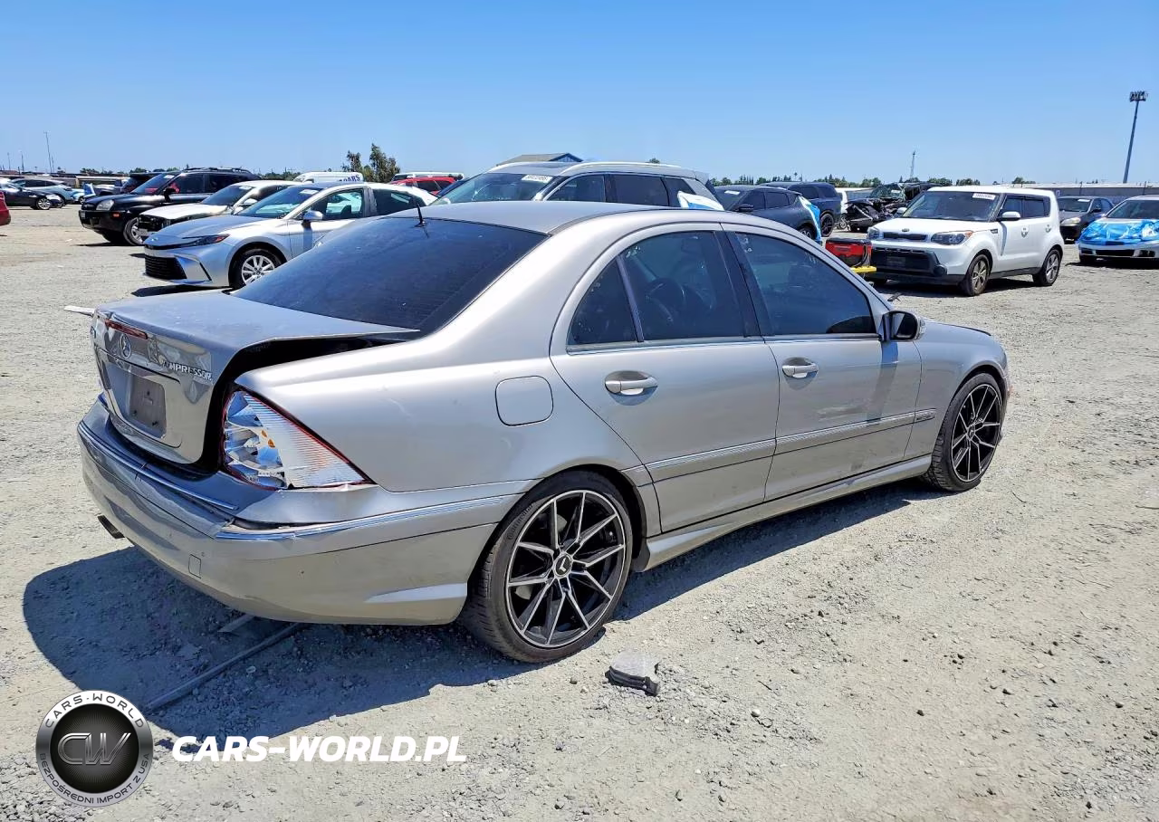 2005 Mercedes-Benz C 230K Sport Sedan VIN:WDBRF40J65F619324 - 3