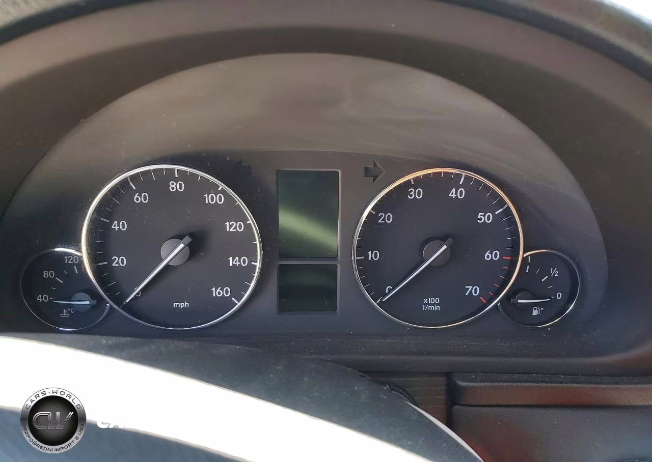 2005 Mercedes-Benz C 230K Sport Sedan VIN:WDBRF40J65F619324 - 9