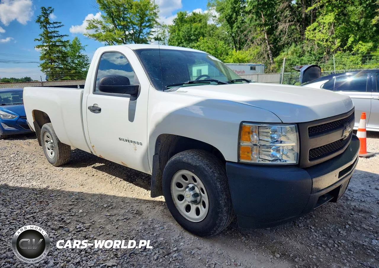 2011 Chevrolet Silverado C1500 VIN:1GCNCPEX5BZ147425 - 4