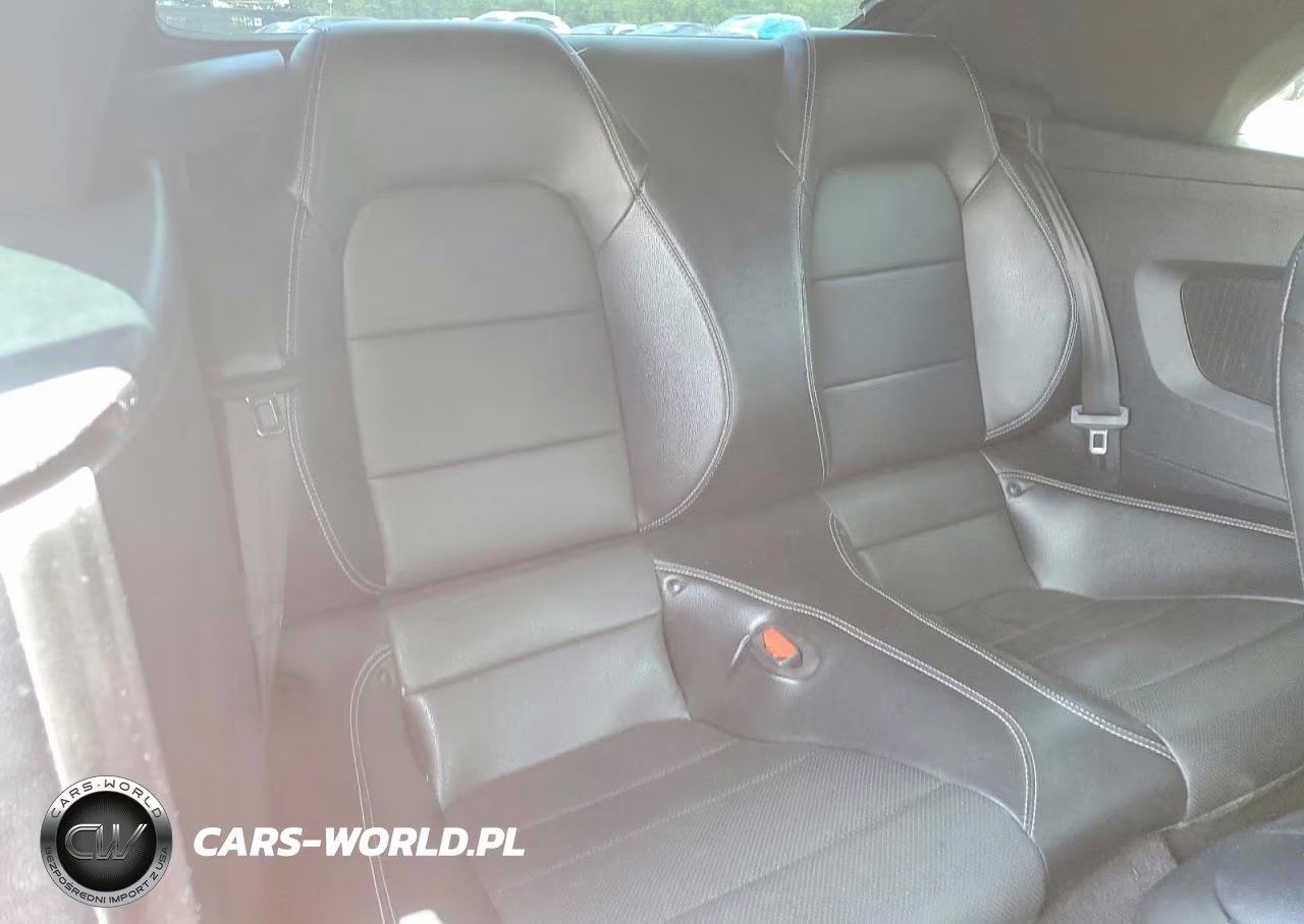 2022 Ford Mustang VIN:1FATP8UH2N5120096 - 10