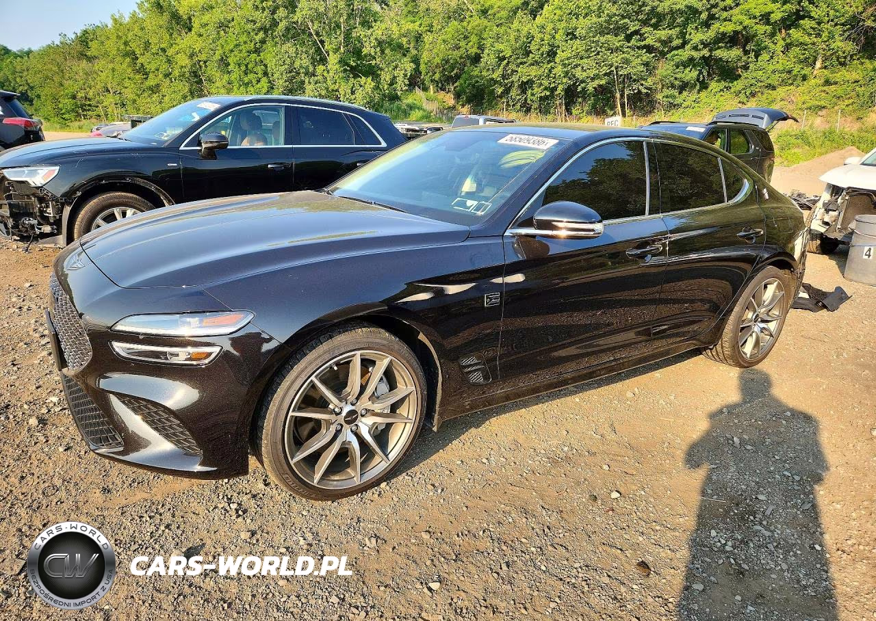 2025 Genesis G70 2.5T Standard – zdjęcie 1 z 13
