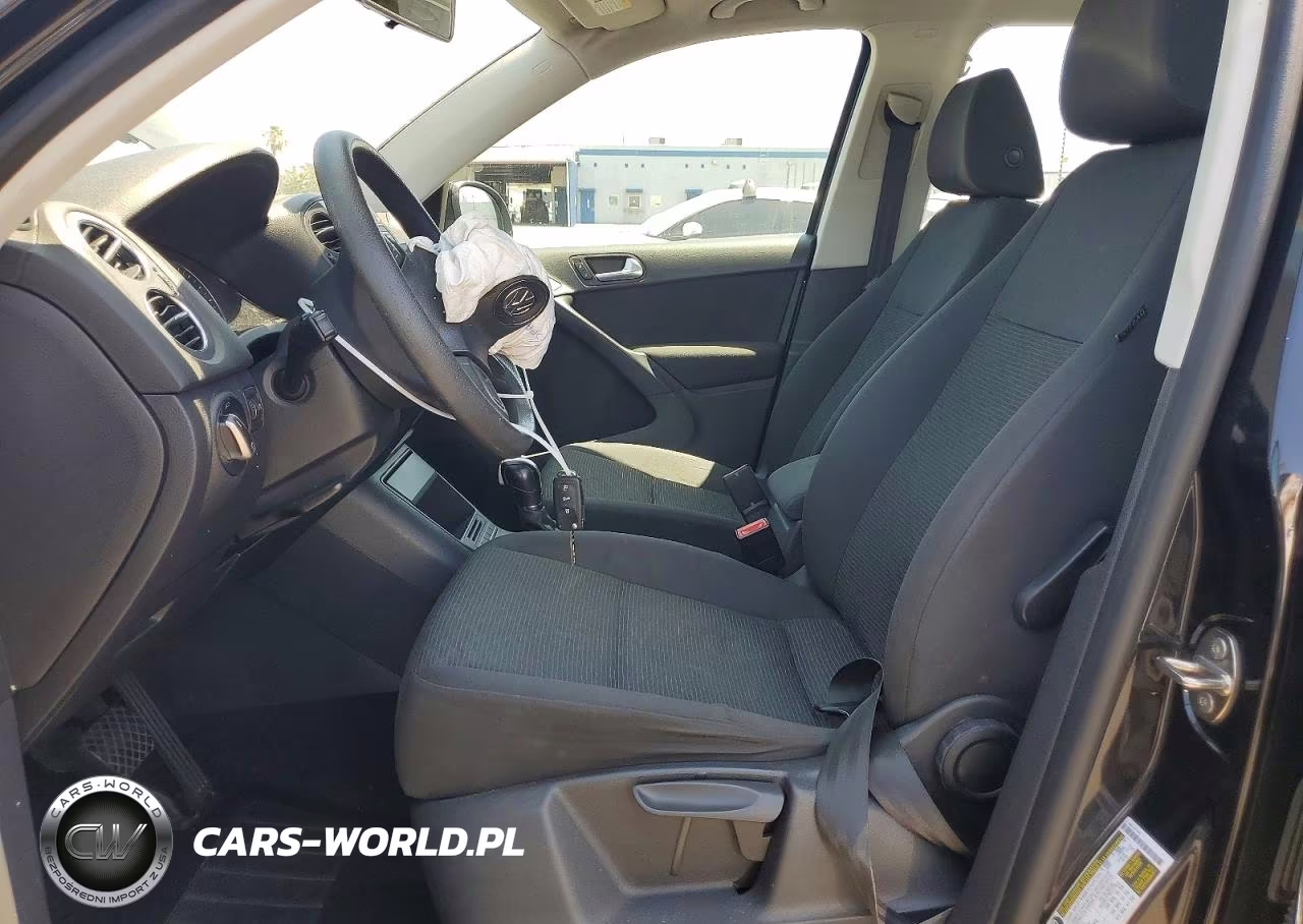 2012 Volkswagen Tiguan S VIN:WVGAV7AX0CW540682 - 7