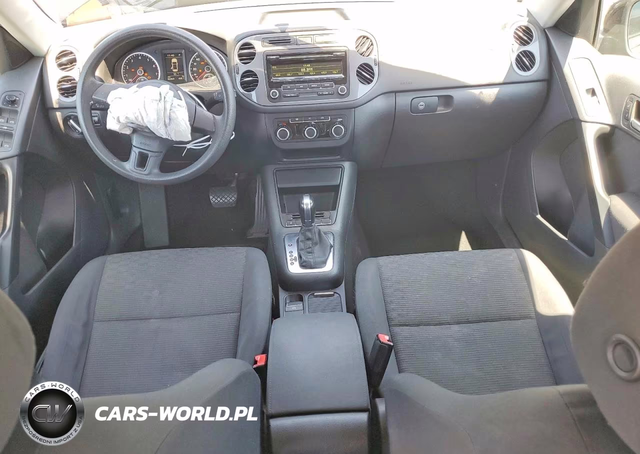 2012 Volkswagen Tiguan S VIN:WVGAV7AX0CW540682 - 8