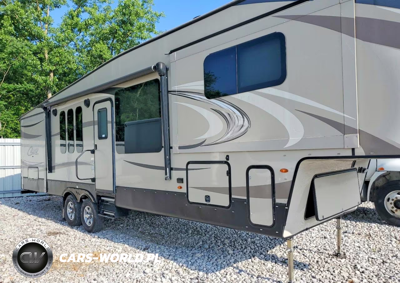 2018 Cougar Cougar VIN:4YDF33725J2500569 - 9