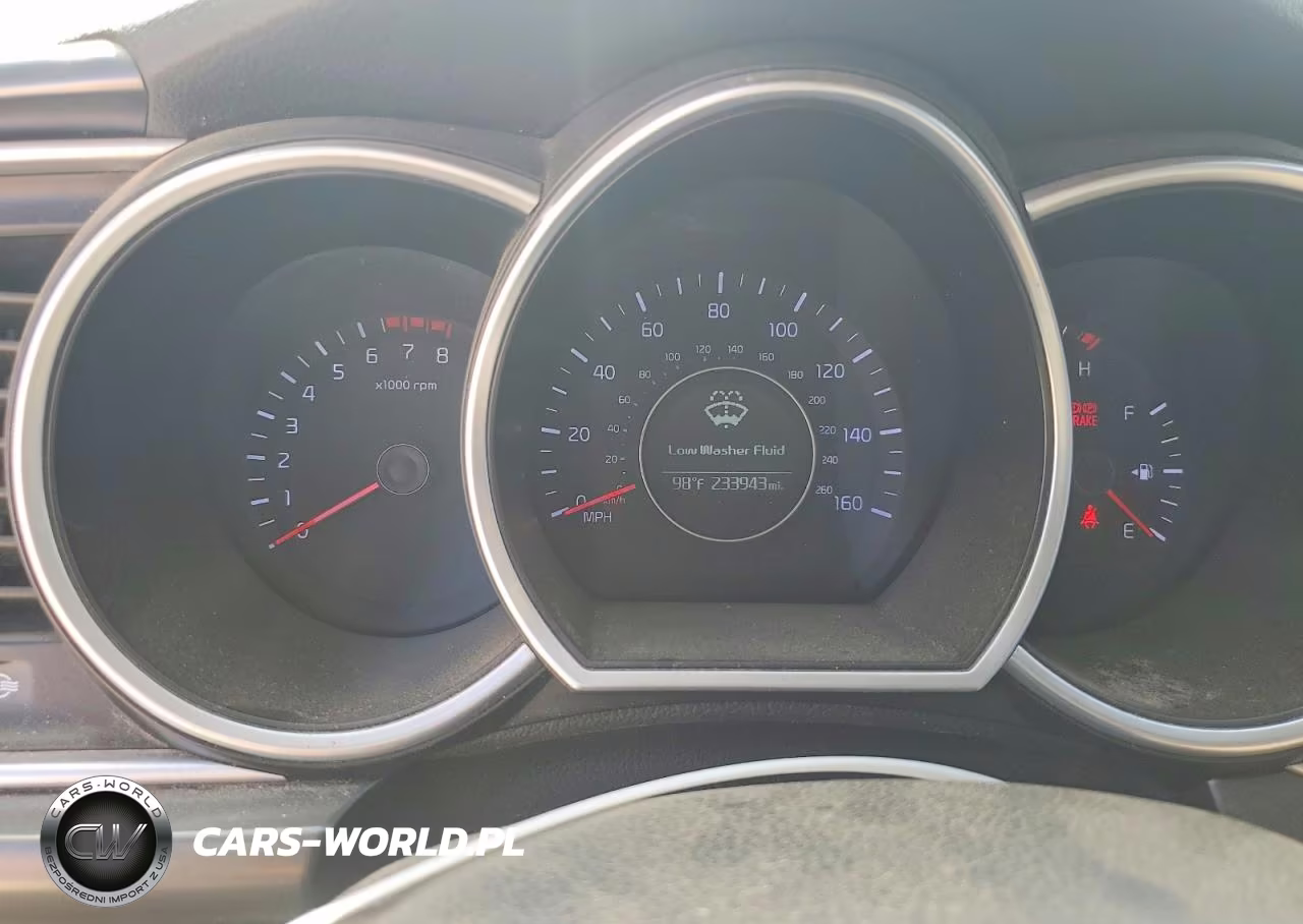 2015 Kia Optima Lx VIN:KNAGM4A73F5642632 - 9