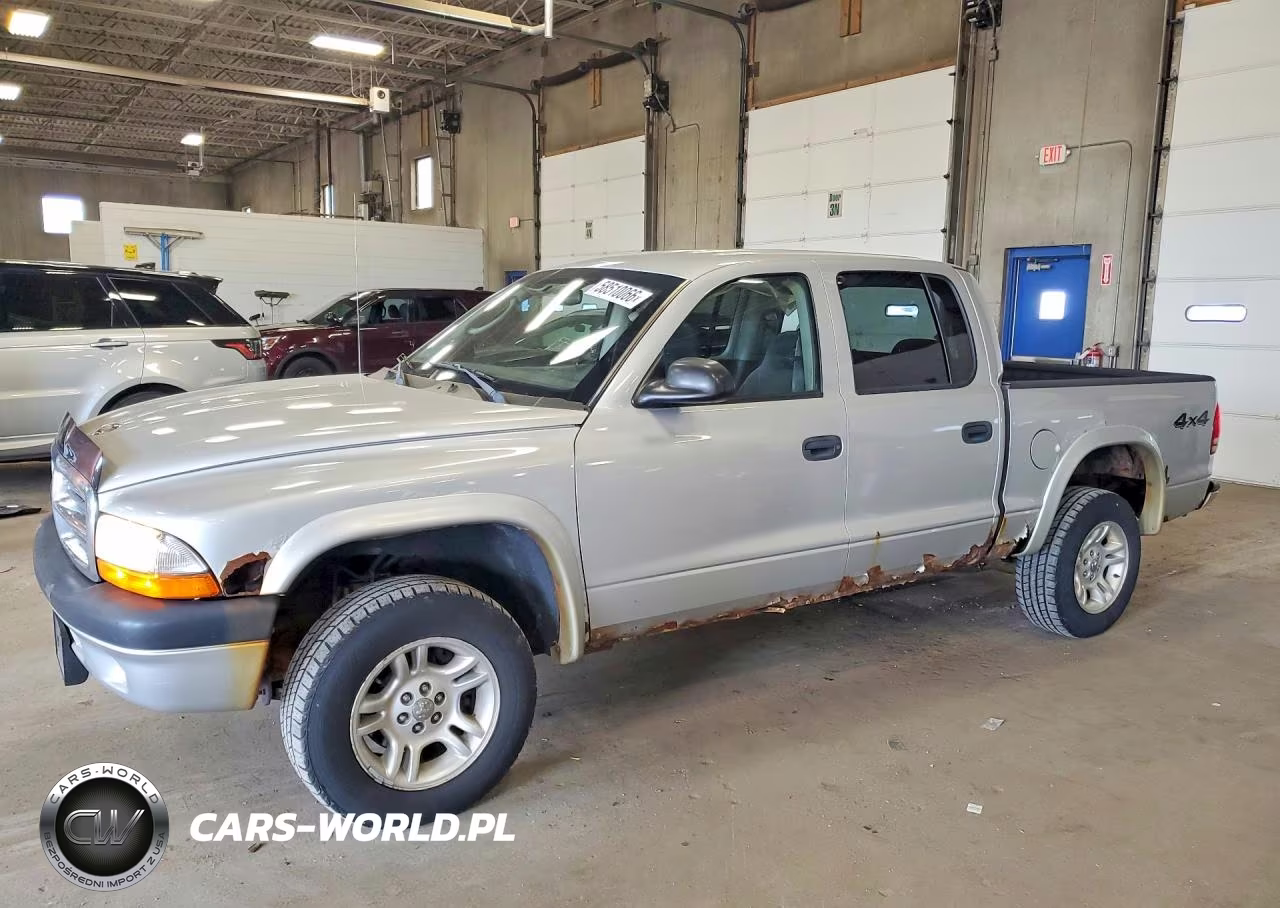 2004 Dodge Dakota Quad Sport