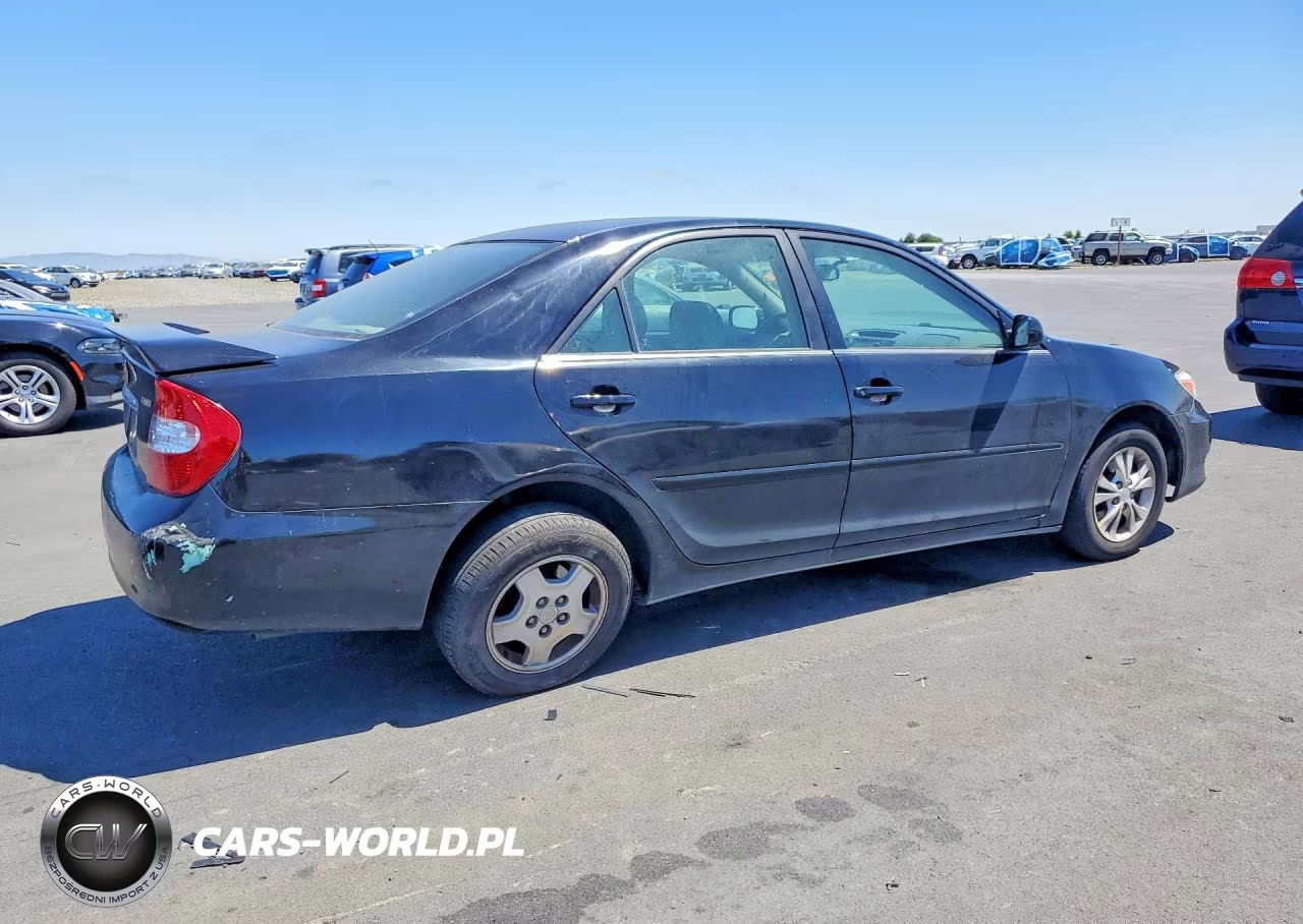 2004 Toyota Camry Le V6 VIN:4T1BF30K94U074781 - 3